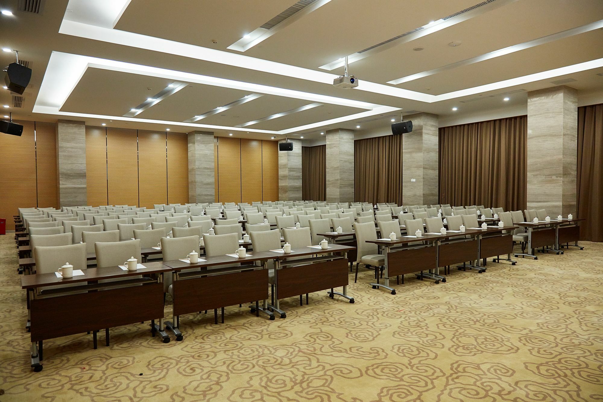 The Thousand Lantern Lake Hotel Foshan Buitenkant foto