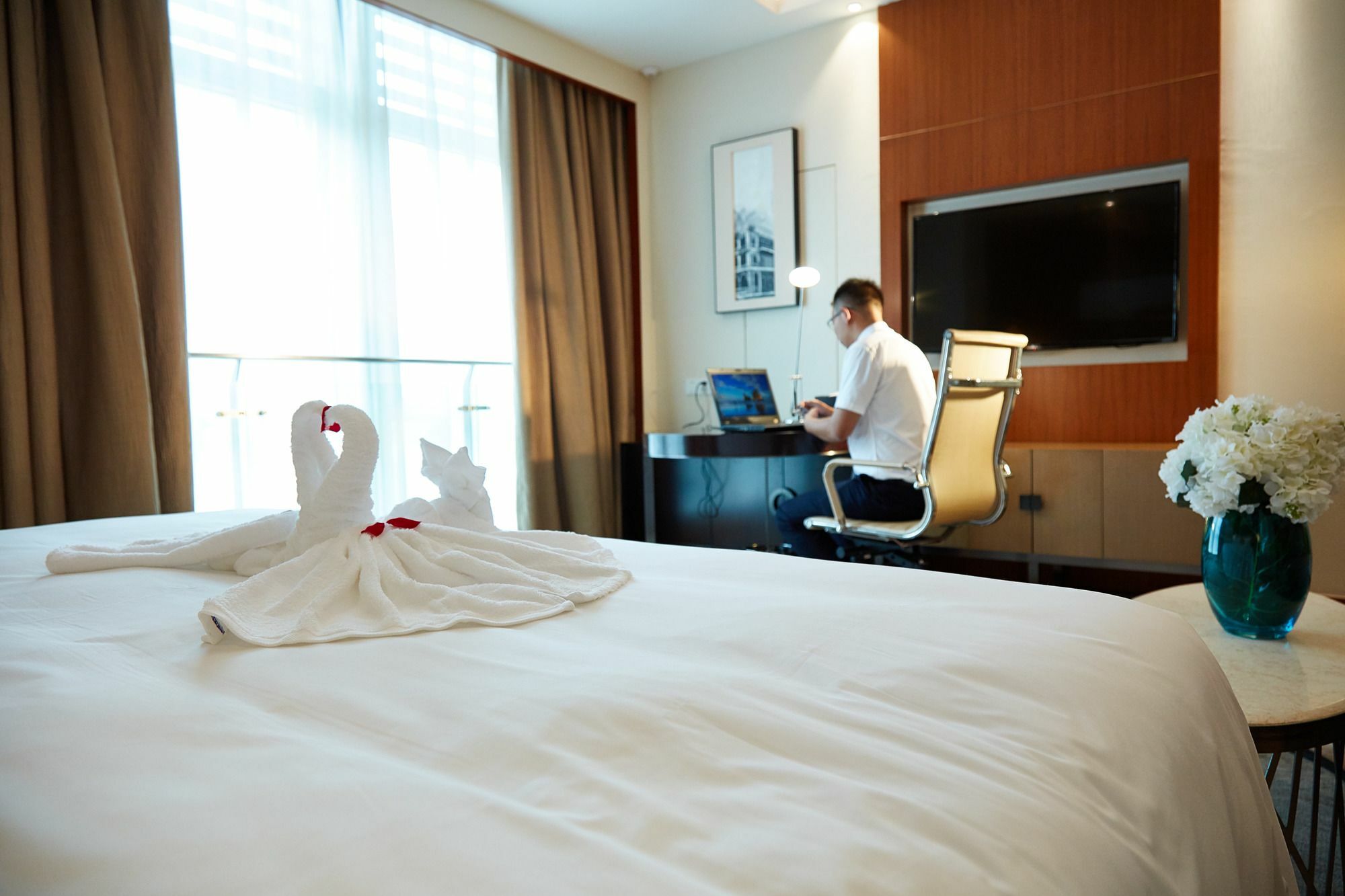The Thousand Lantern Lake Hotel Foshan Buitenkant foto